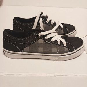 Tony Hawk Black/Gray Plaid Skateboard Sneakers, Sz Big Boy 6M, Used